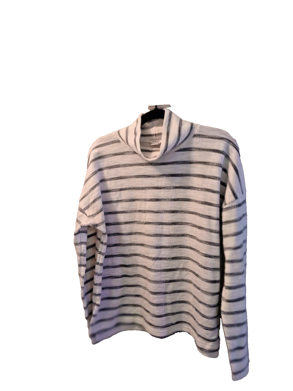 JCREW WHITE BLACK CHEVRON PULLOVER MOCK NECK LONG SLEEVE SWEATER MED